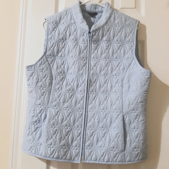 Haggar Jackets & Blazers - Haggar quilted vest